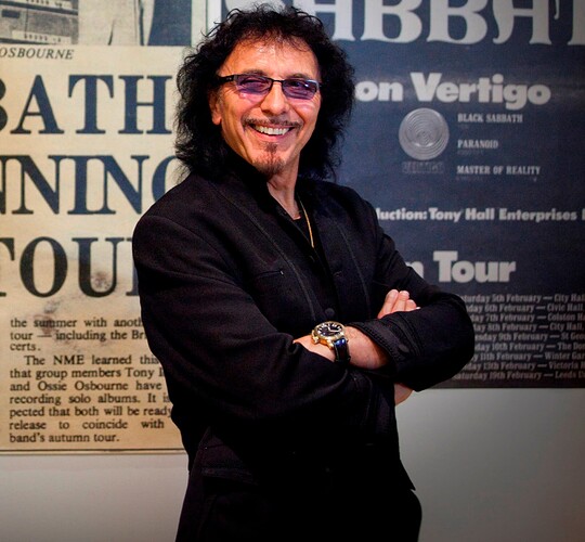 Tony_Iommi_HomeofMetal_by Guy Evans(1)