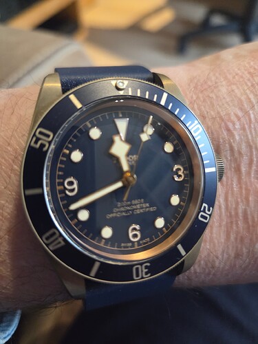 17752957113689042606906239545304