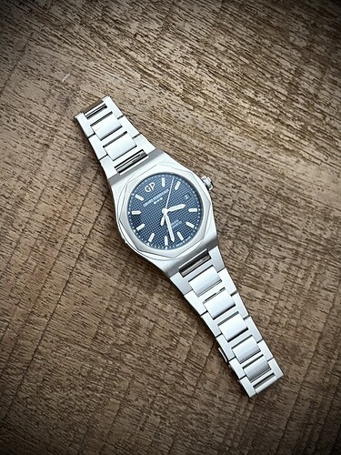 NA: GP Laureato Midnight Blue