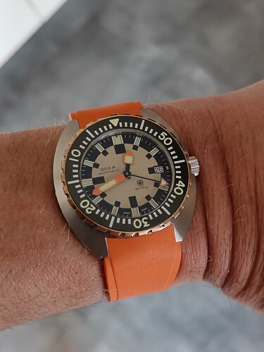 17693412949158938090638444833477