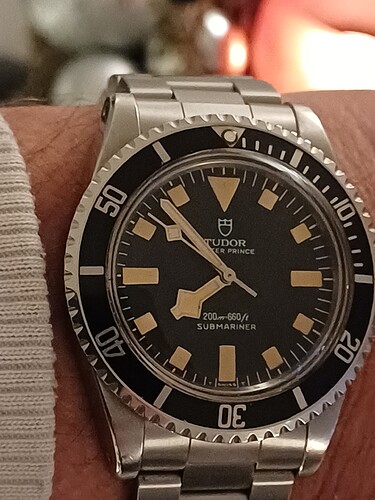 17661703680834120448405017474191