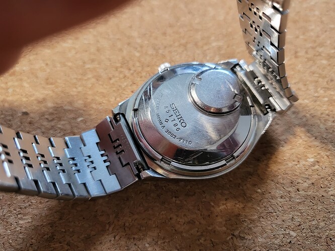 Seiko QT 3803-7110 6