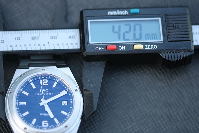 iwc_9078081