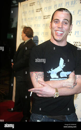 steve-o-jackass-2-dvd-release-party-at-pure-nightclub-inside-caesars-BYDH3C