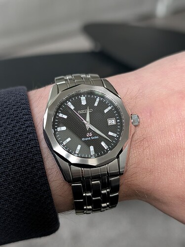 PXL_20251202_112255705.PORTRAIT