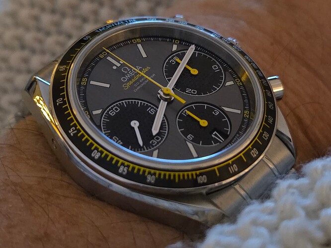 17633204077772305048370419372508