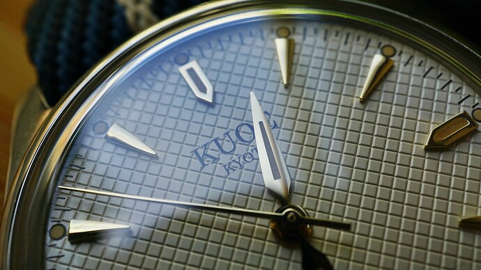 0D3C66CF-DEF4-4783-9325-6644BDC18CD9_1_201_a