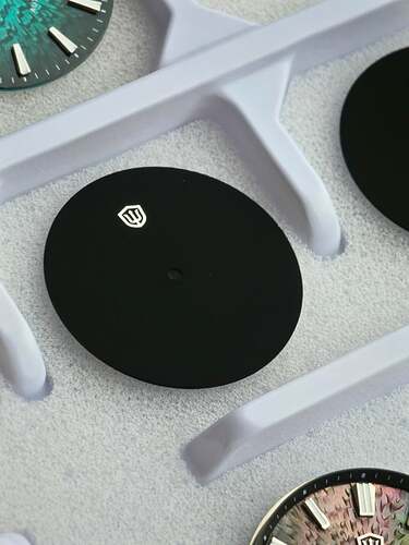 premier-series-dial-exclusive-japanese-musou-black-paint-v0-3xja88okq6zf1