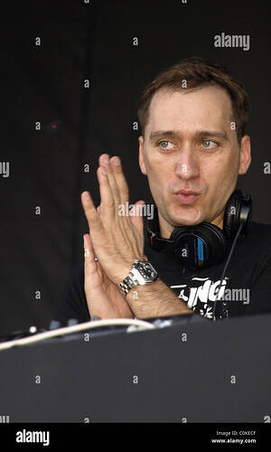 paul-van-dyk-plays-a-dj-set-to-a-large-audience-at-pier-54-in-hudson-C0KECF