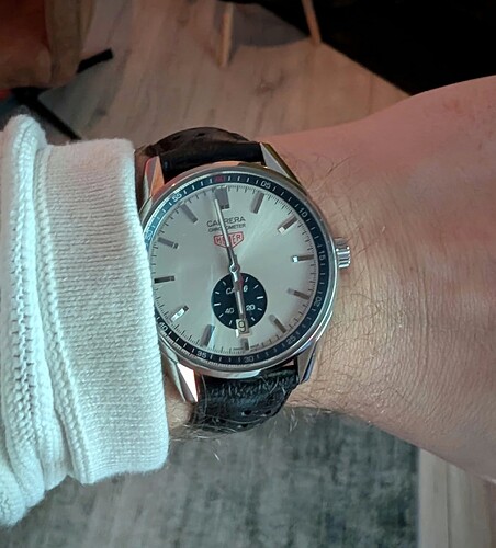 PXL_20251109_165939779~2