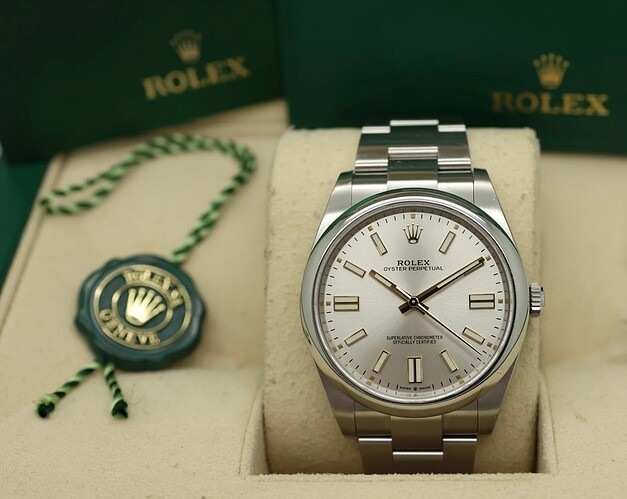 Rolex OP 124300 2021