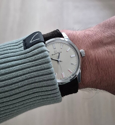 48959bc53326892f3981c1336f6b25818cafe9a1_2_914x1000