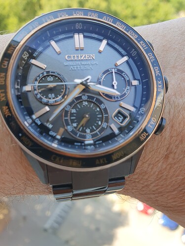 Citizen Attesa GPS titanium maan. 3e