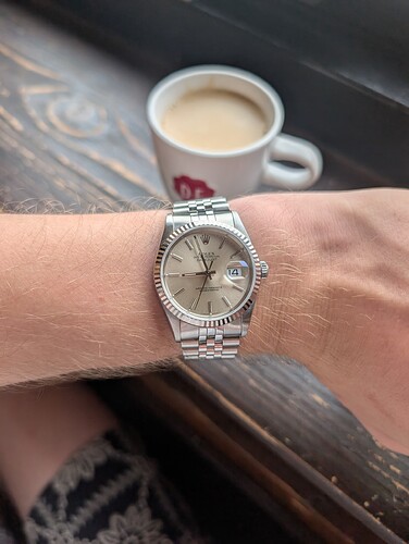 PXL_20250814_065742556