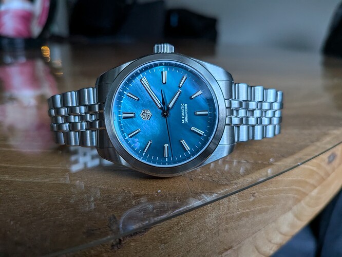 PXL_20251122_150946638.MACRO_FOCUS