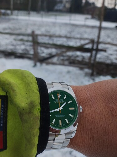 17680560626891957832380730325112