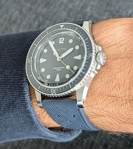 PXL_20251020_115422218~2