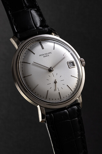 patek-philippe-calatrava-44376366-1