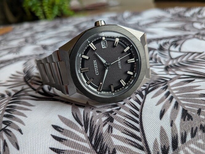 PXL_20251118_124929485.MACRO_FOCUS