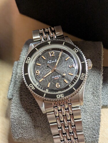 PXL_20251229_070556797