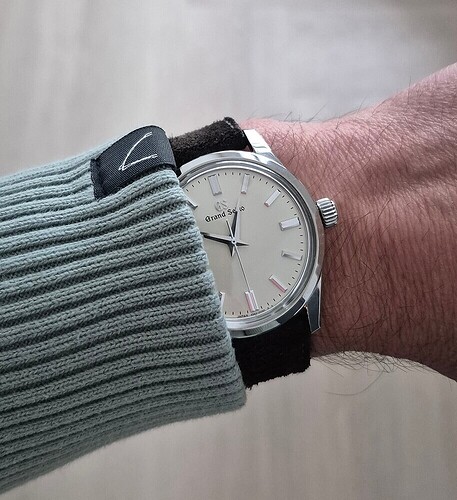 e4516bd02c9da4556e7d2fb50b652c8d5f2fdd33_2_914x1000