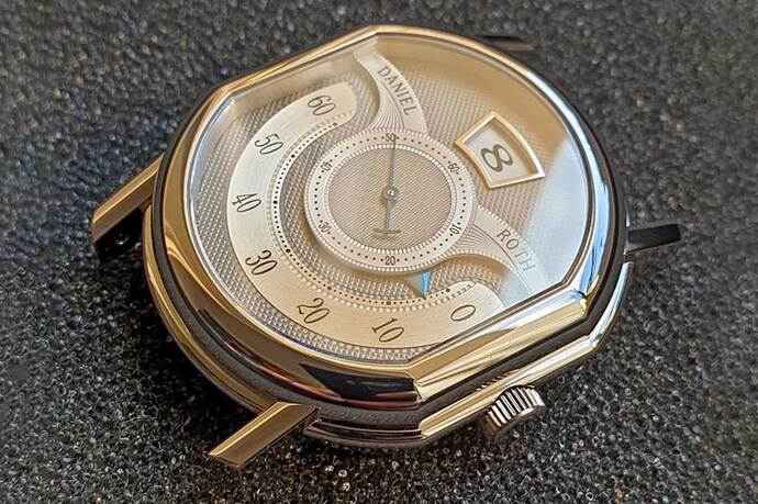 DR-10th-Anniversary-Papillon-White-Gold-ref.-317