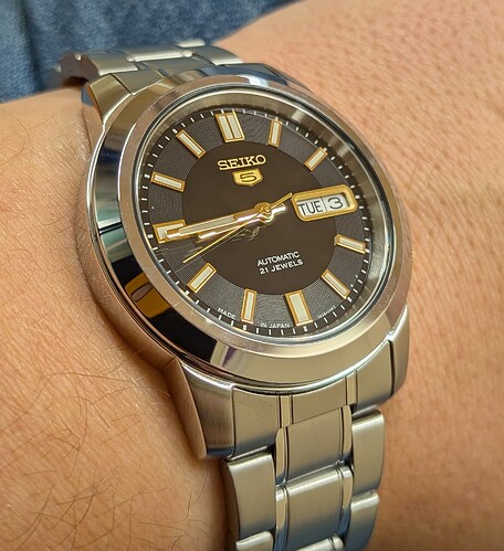 PXL_20260203_074447111.MACRO_FOCUS