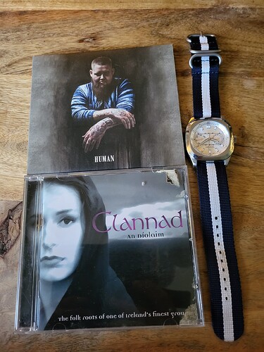 17637359477287842024631748093127