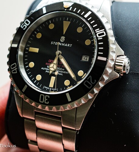 military vintage red-3