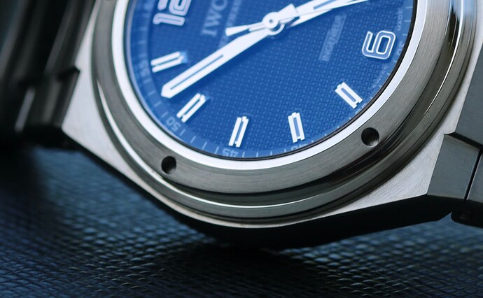 iwc_9077991