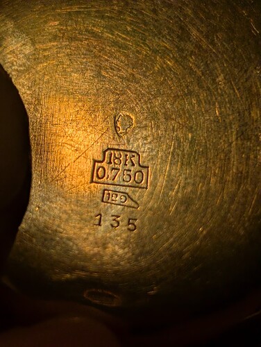 PXL_20260106_215653971