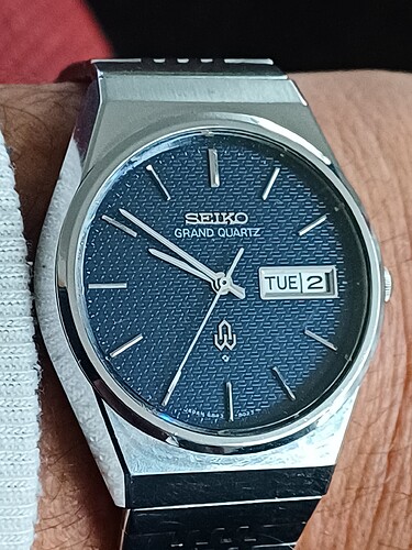 17646654729082107805361416370353