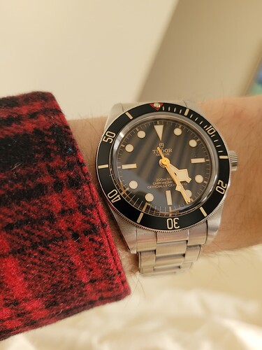 17611431610076499487679950454929