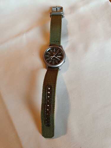 Hele horloge voorkant