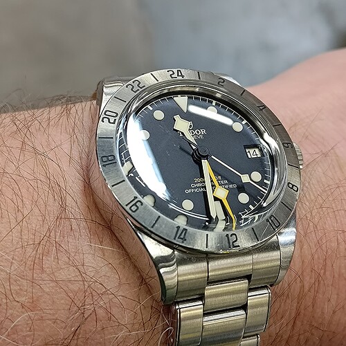 17734843406201903193897217555560