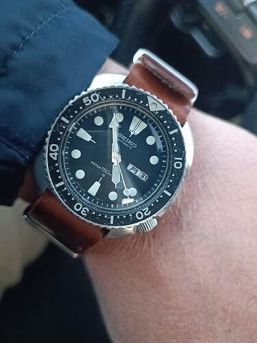 17686651914096948740356244048256