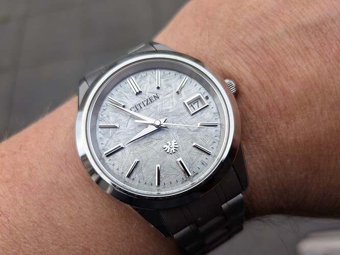 PXL_20251017_065423343.MACRO_FOCUS