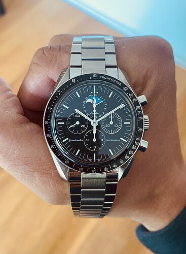 AA6BDED6-1FF0-4327-BD73-85FD069192AA_1_201_a