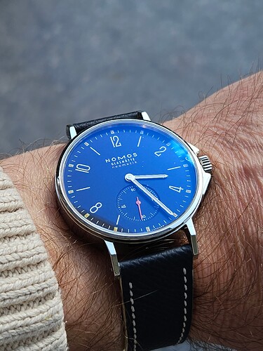 17735847343814991472123718882033