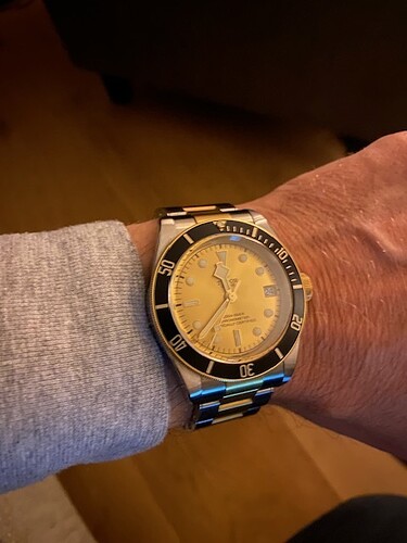 350AE128-F796-4D4D-8866-8B995C6B656A