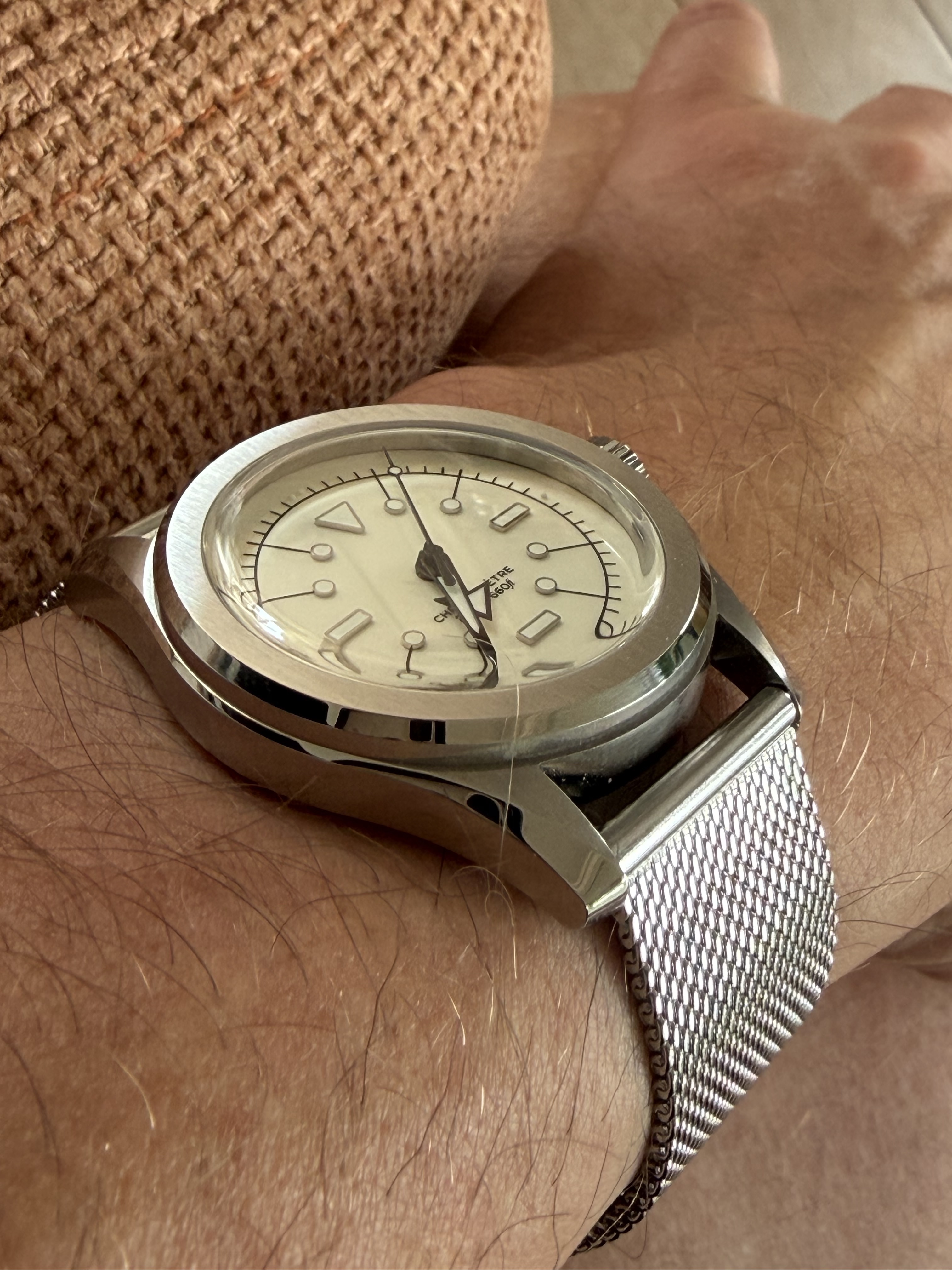 Serica wristshot 4