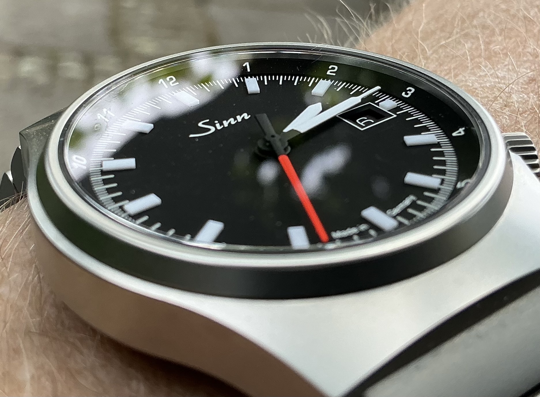 Sinn wristshot 28
