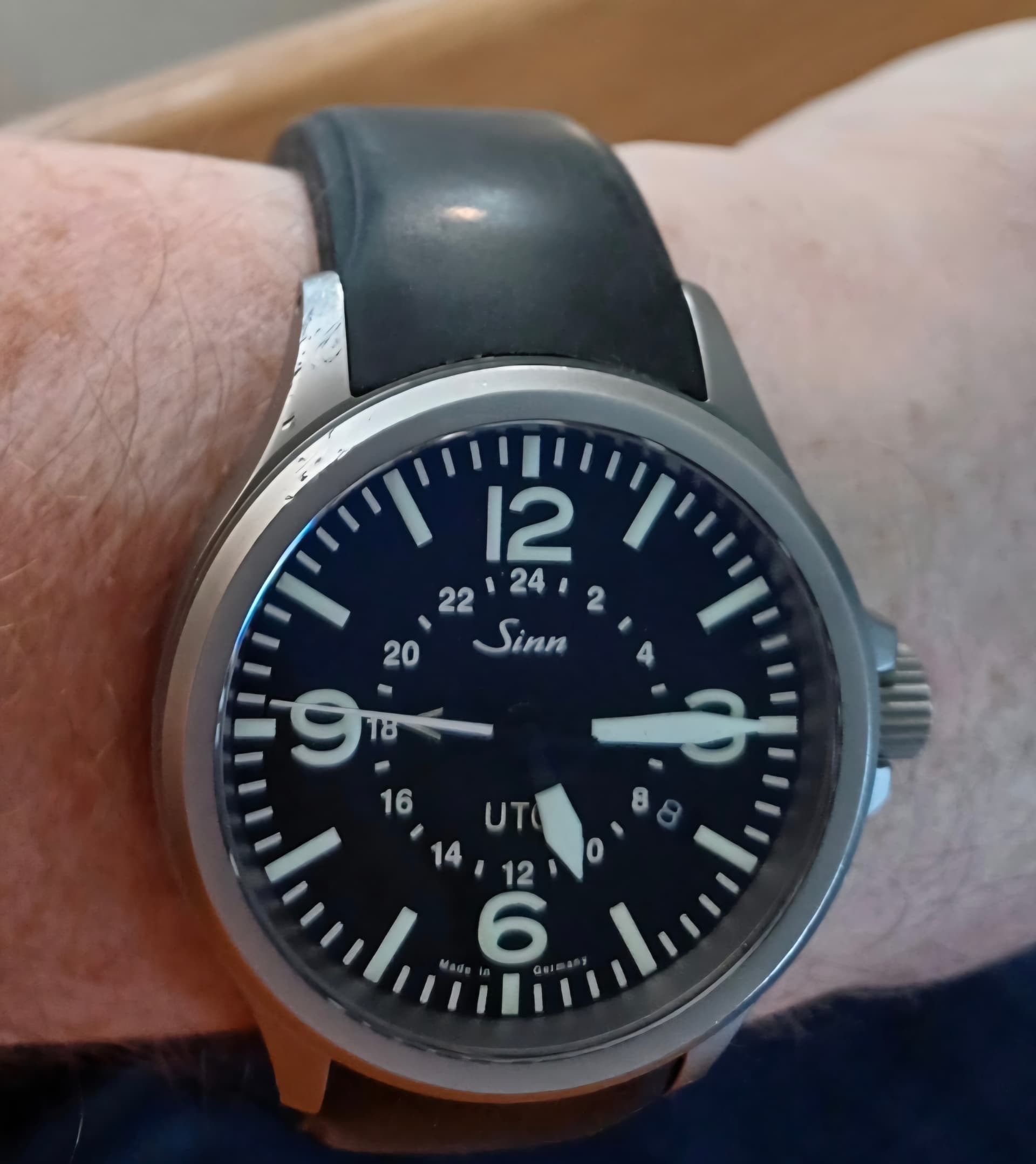 Sinn wristshot 5