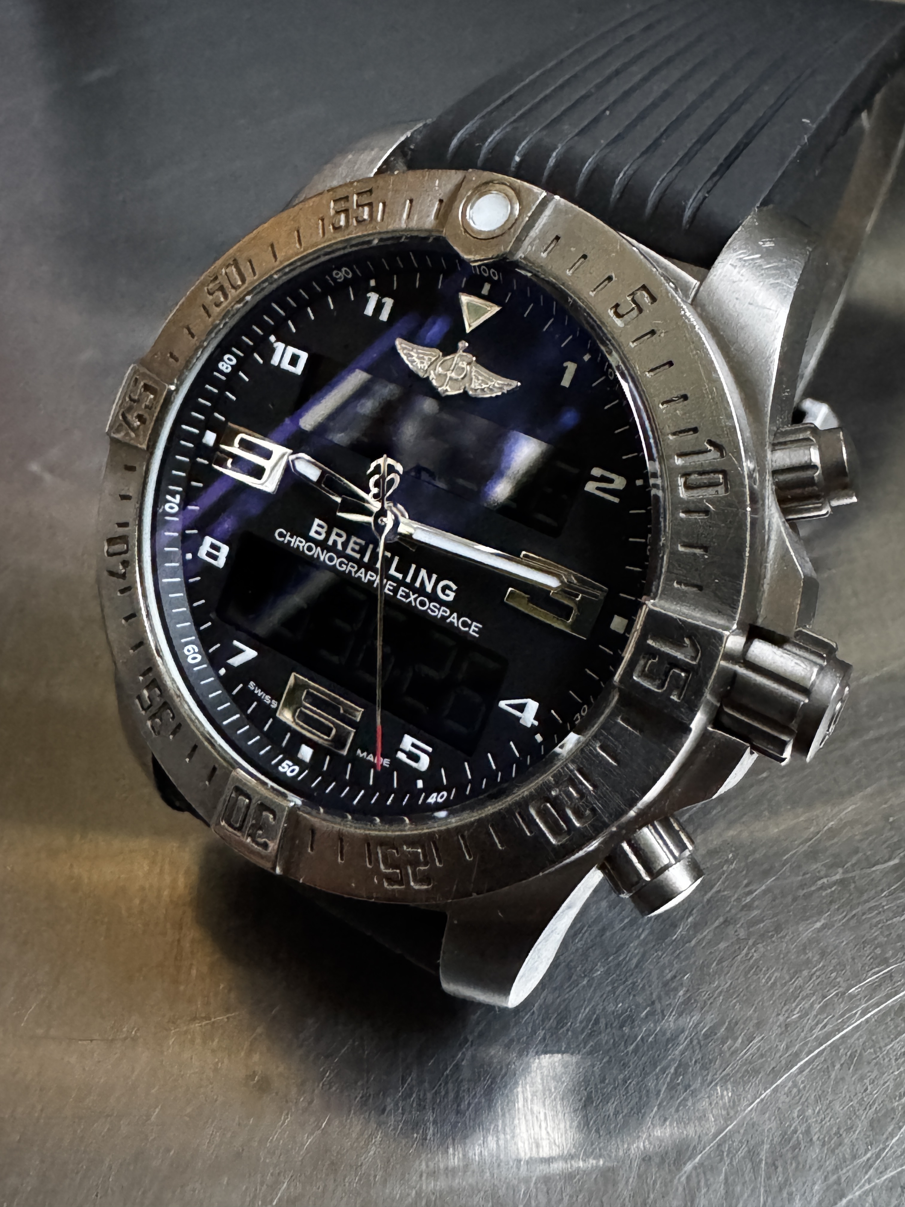 Breitling wristshot 11