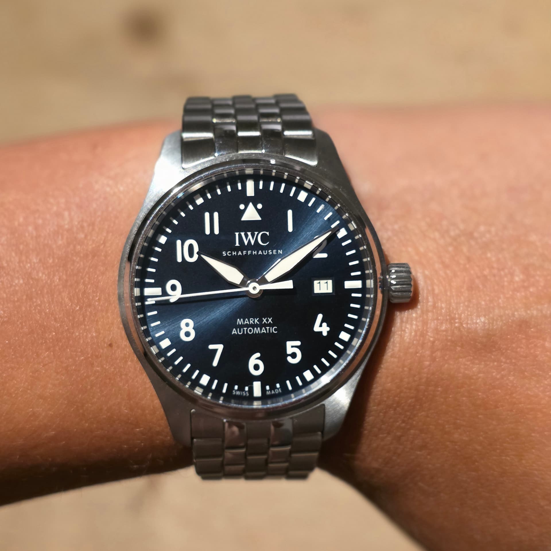 IWC wristshot 19