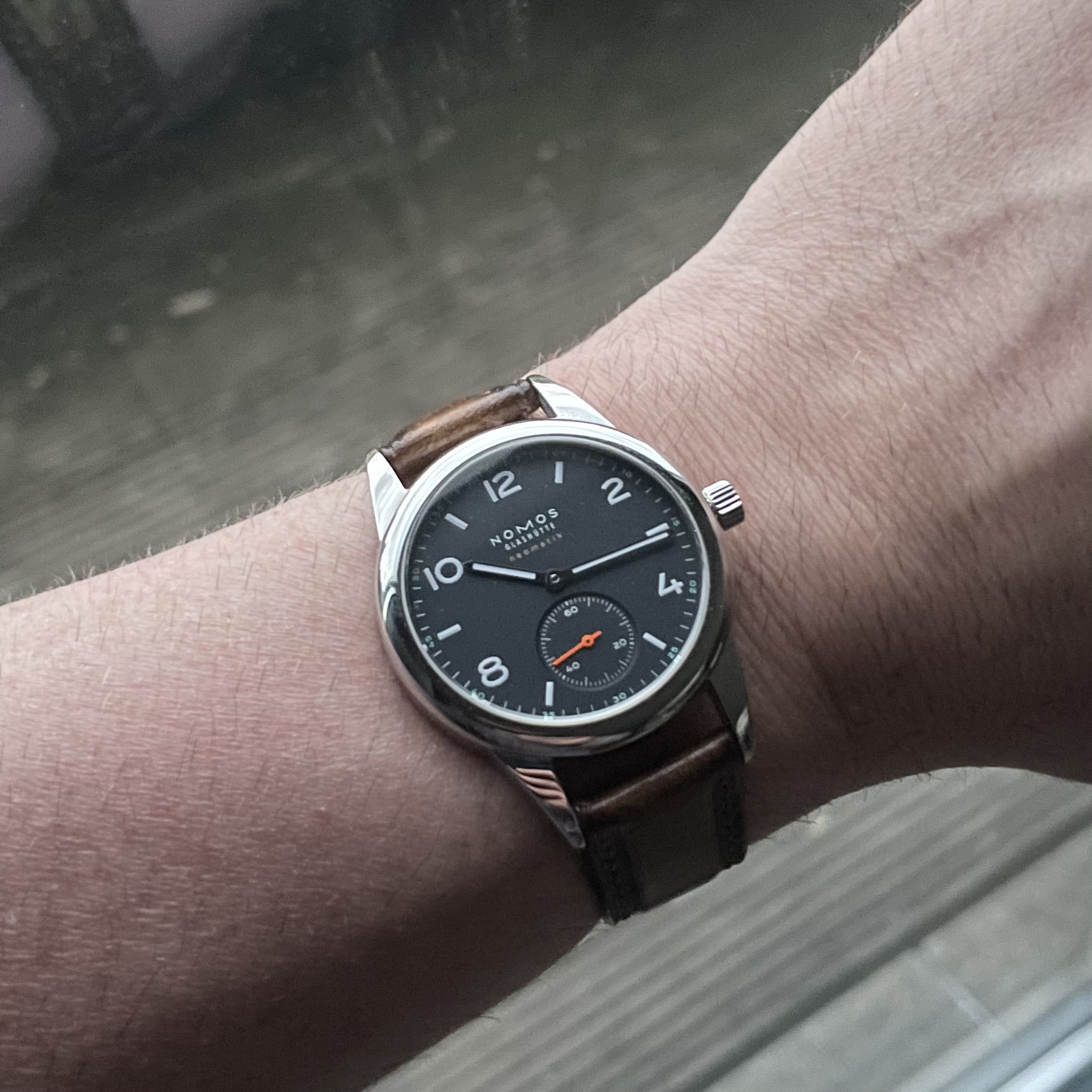 Nomos wristshot 4