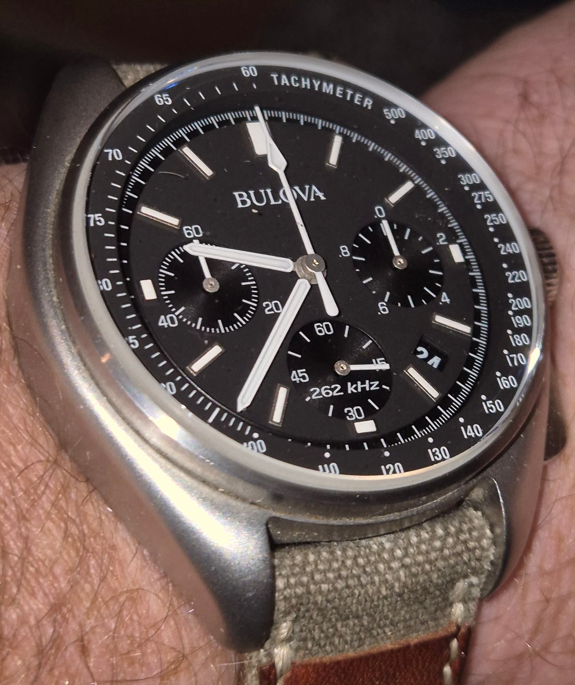 Bulova wristshot 25