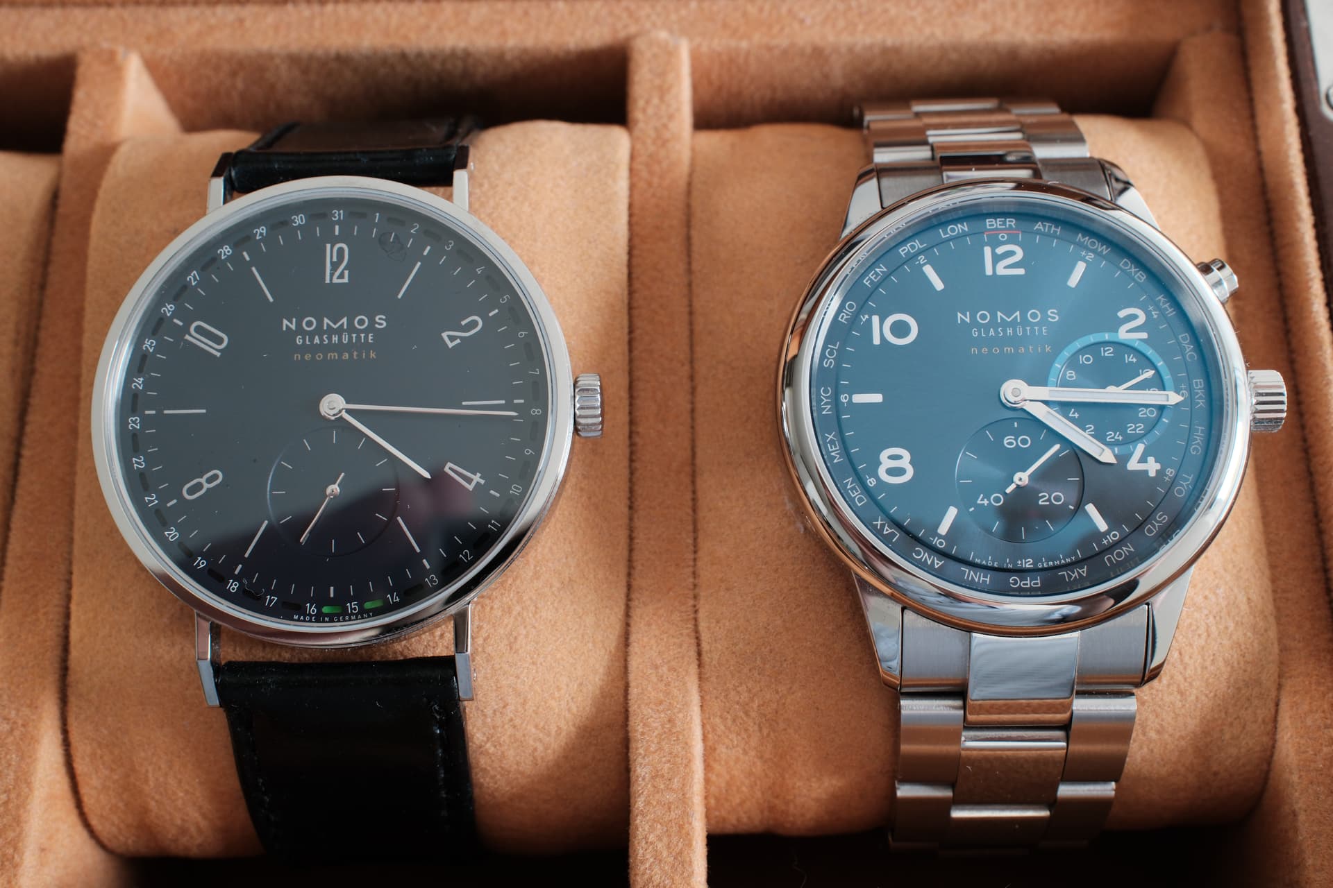 Nomos wristshot 23