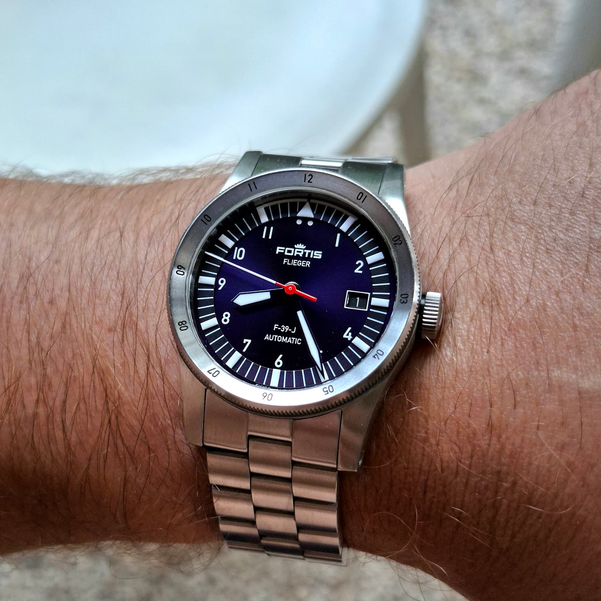 Fortis wristshot 5