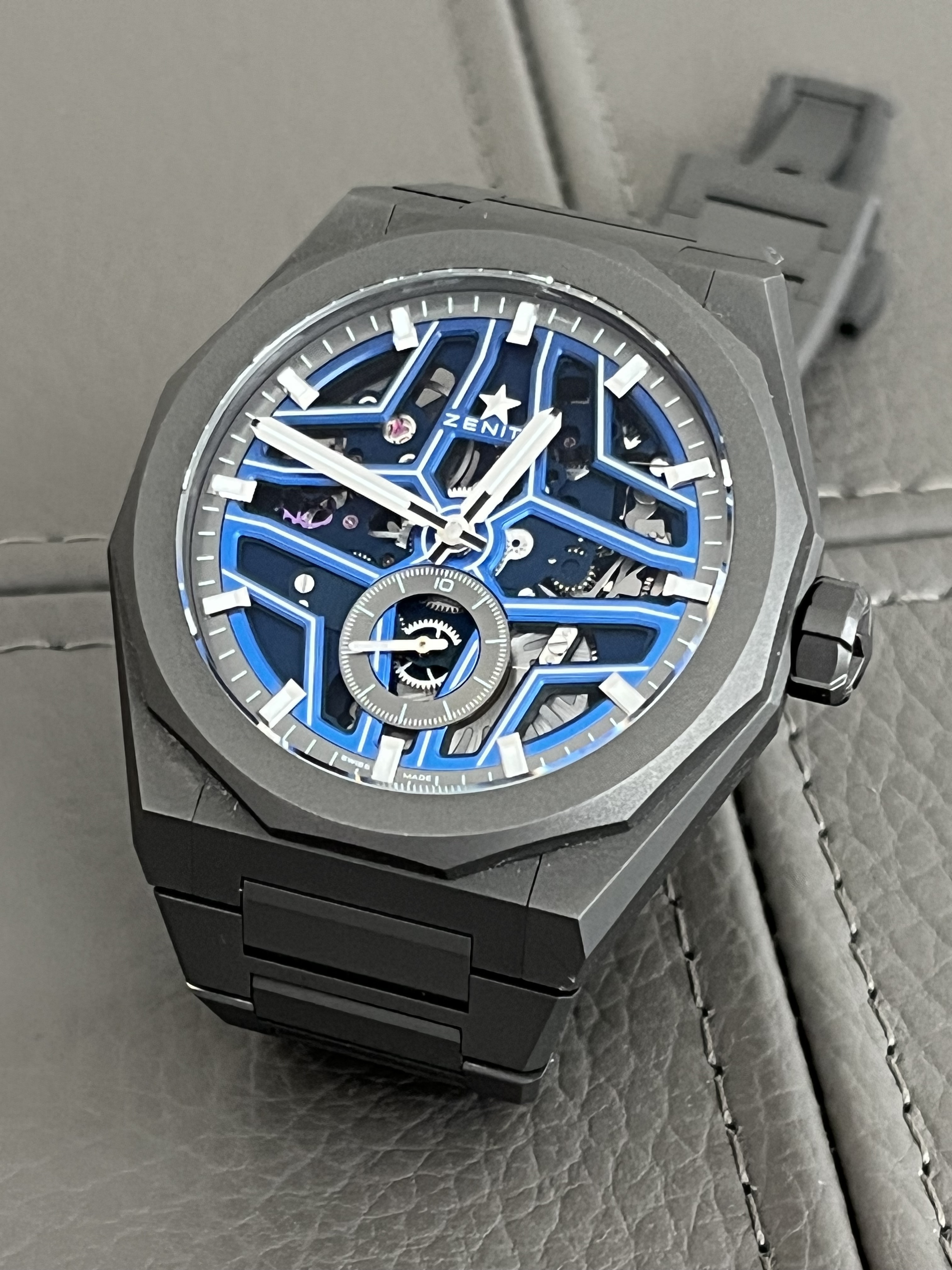 Zenith wristshot 32
